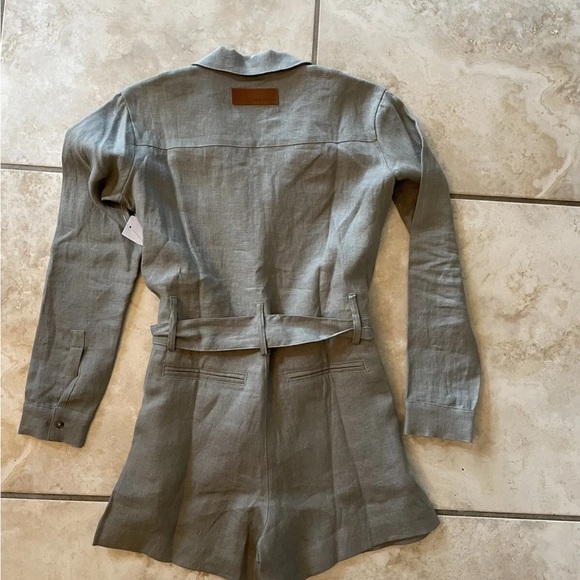 Rivet Utility Trendsetter romper NWT size small. - Picture 5 of 6